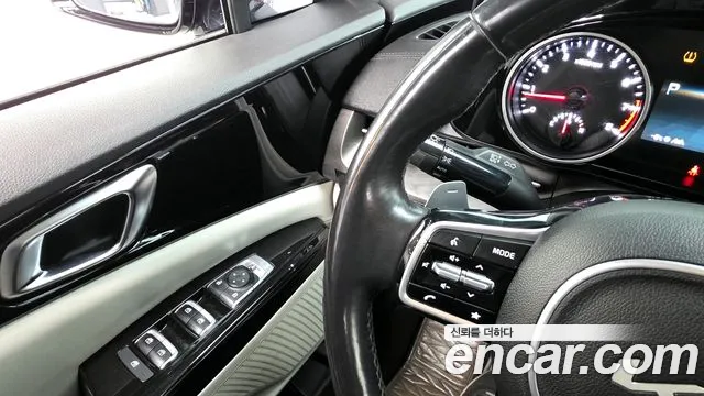 Kia Canival Carnival 4 поколение Бензин 9 мест Noblesse — Фото автомобиля 18