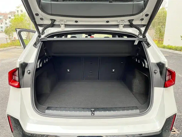 BMW X1 — Фото автомобиля 7