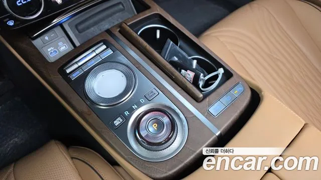 Genesis G80 Бензин 2.5 турбо AWD — Фото автомобиля 7