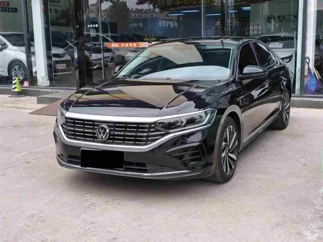 Фотография автомобиля — Volkswagen Passat