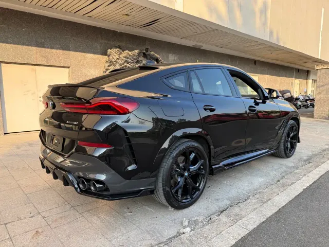 BMW X6 — Фото автомобиля 8