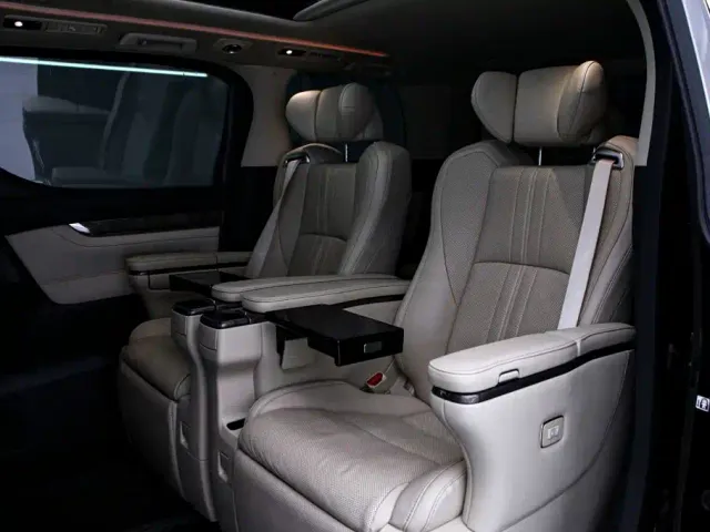 Toyota Vellfire — Фото автомобиля 18