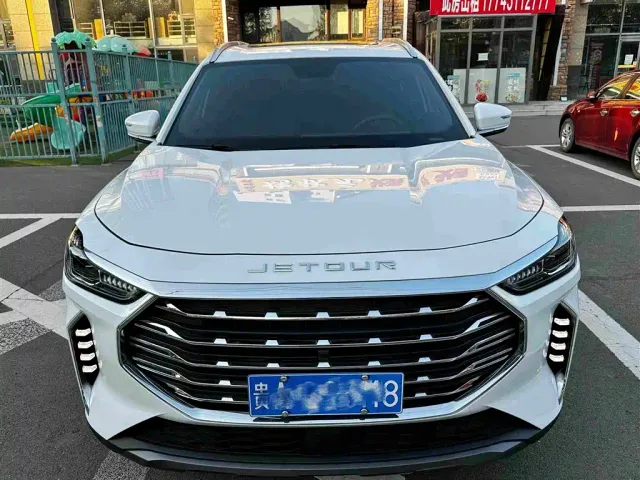 Jetour X70 Plus — Фото автомобиля 2