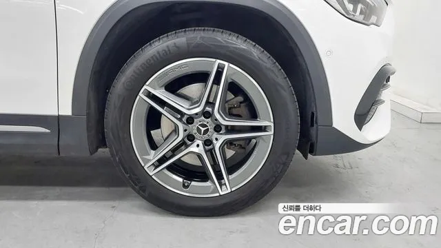 Mercedes-Benz GLA-Class — Фото автомобиля 5