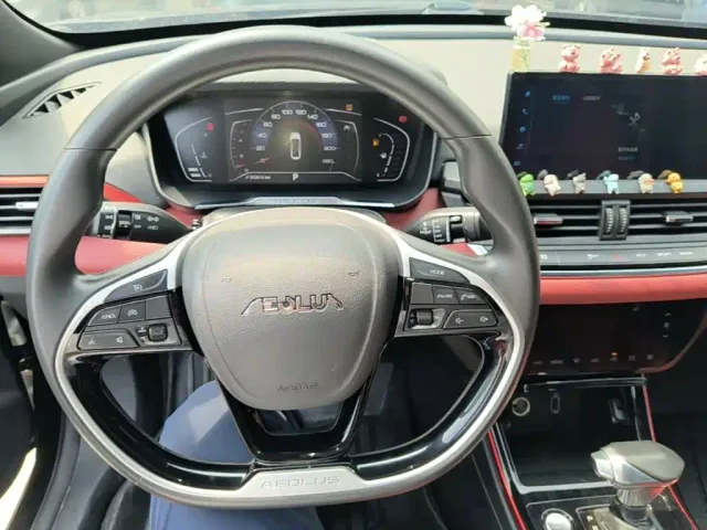 Dongfeng Yixuan — Фото автомобиля 10