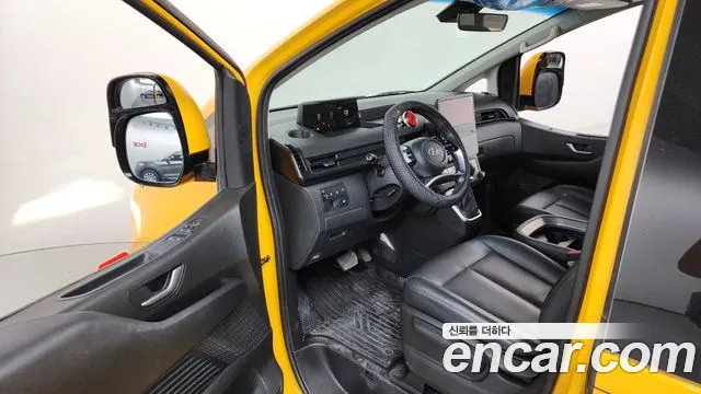 Hyundai Staria Staria 2WD Школьный автобус — Фото автомобиля 10