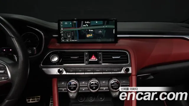 Genesis G70 — Фото автомобиля 14