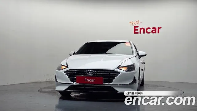 Hyundai Sonata Sonata (DN8) 2.0 LPG(Для проката) — Фото автомобиля 3