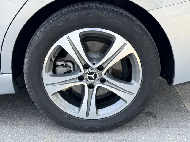 Mercedes-Benz C-Class — Фото автомобиля 9