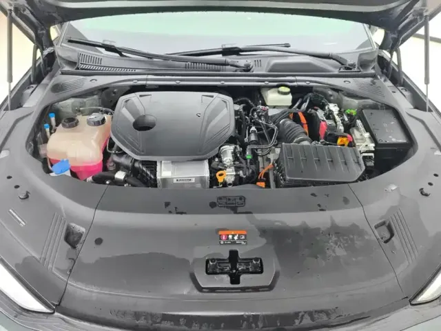 Geely Galaxy Xingyao 8 — Фото автомобиля 10