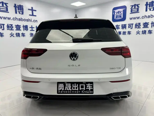 Volkswagen Golf — Фото автомобиля 5