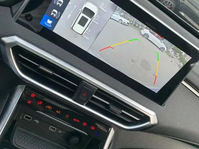 Maxus G50 — Фото автомобиля 22