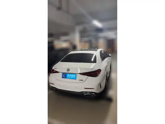 Mercedes-Benz C-Class — Фото автомобиля 2