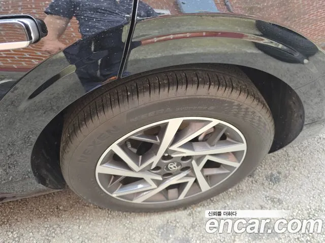 Hyundai Grandeur GN7 — Фото автомобиля 5