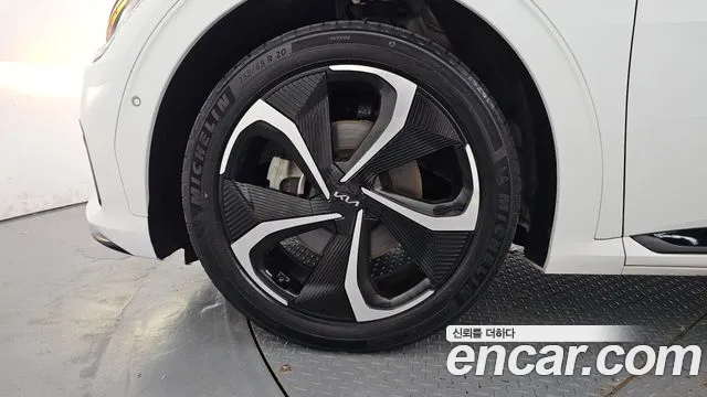 Kia EV6 Long Range — Фото автомобиля 2