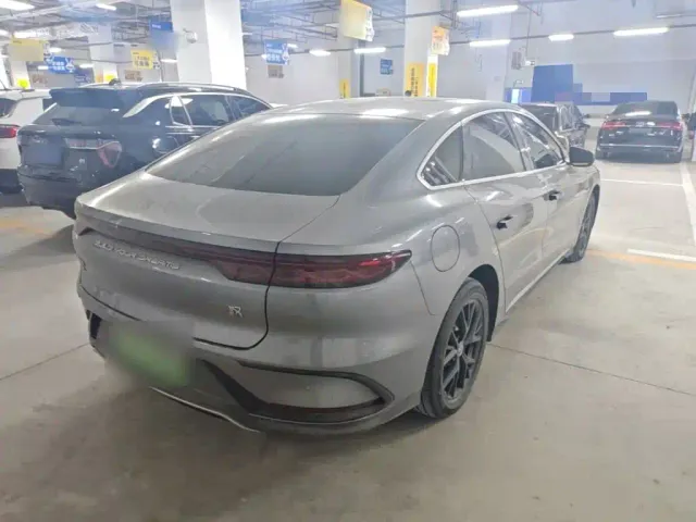 BYD Han — Фото автомобиля 6