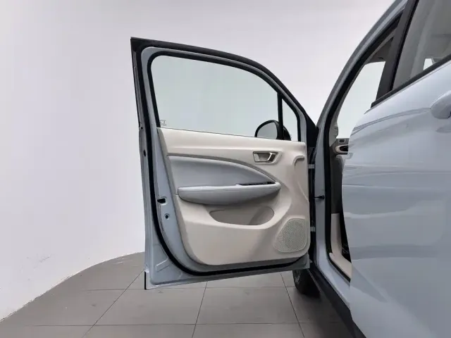 Leapmotor Leapmotor T03 2025 Model 310 Comfort Edition — Фото автомобиля 8