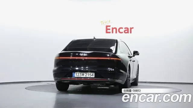 Hyundai Grandeur Grandeur (GN7) 3.5 Бензин 4WD — Фото автомобиля 4