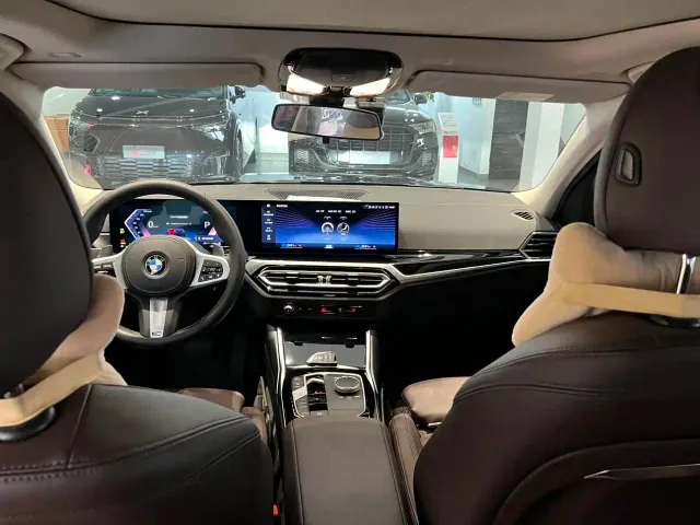 BMW 3 Series — Фото автомобиля 18