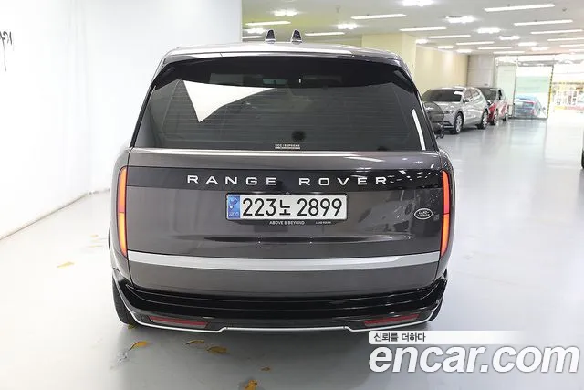 Land Rover Range Rover Generation 5 — Фото автомобиля 5