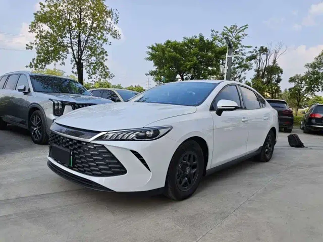 Фотография автомобиля — BYD Qin PLUS