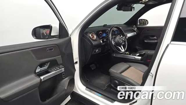 Mercedes-Benz EQB — Фото автомобиля 8