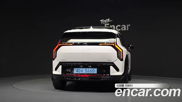 Kia EV3 — Фото автомобиля 4