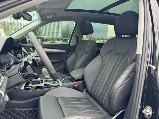 Audi Q5L — Фото автомобиля 7