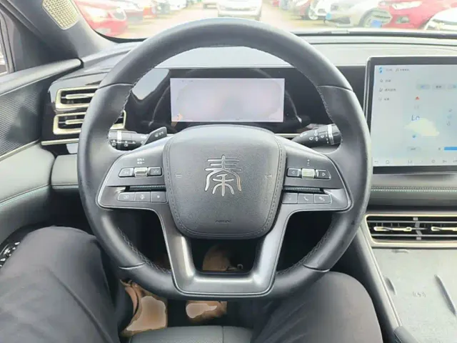 BYD Qin L — Фото автомобиля 10
