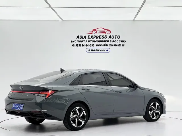 Hyundai Elantra — Фото автомобиля 6