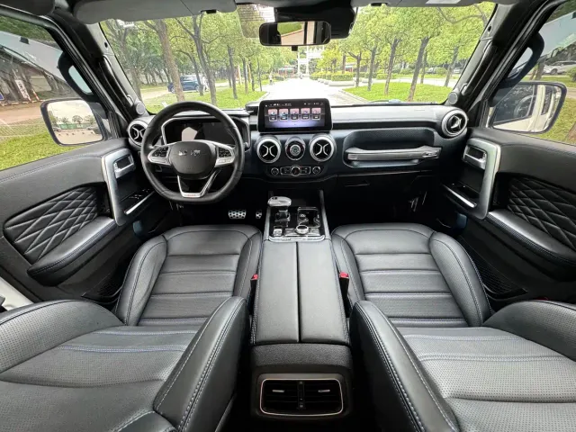 BAIC BJ40 — Фото автомобиля 10