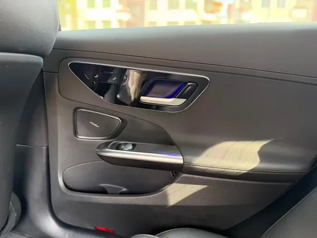Mercedes-Benz C-Class — Фото автомобиля 9