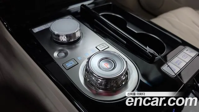 Genesis G80 Бензин 2.5 турбо 2WD — Фото автомобиля 9