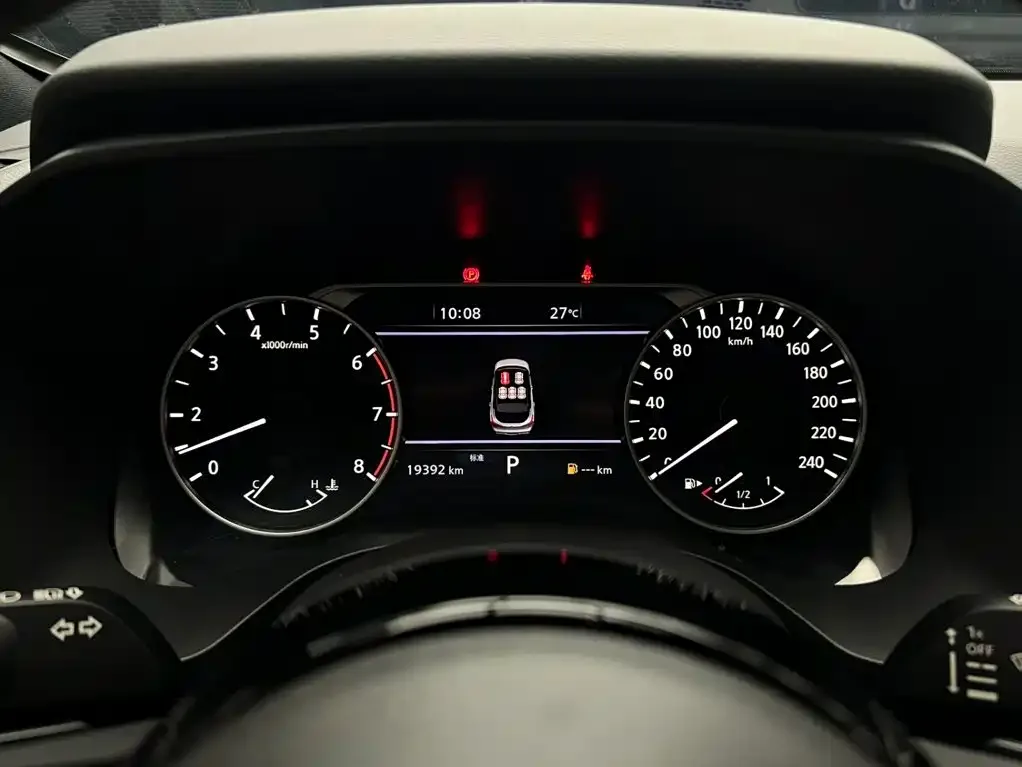 Nissan Qashqai 2023 Model 1.3T CVT Luxury Edition — Фото автомобиля 8