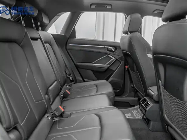 Audi Q3 — Фото автомобиля 16