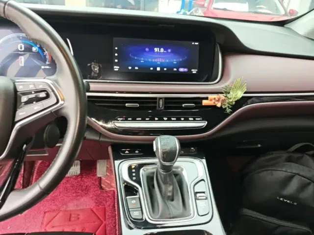 GAC Trumpchi M6 — Фото автомобиля 12