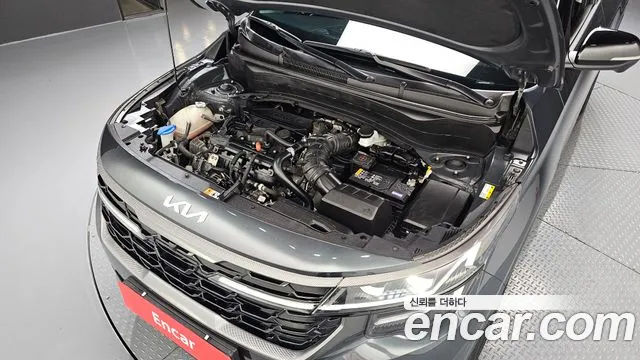 Kia Seltos Бензин 1.6 турбо 2WD — Фото автомобиля 6