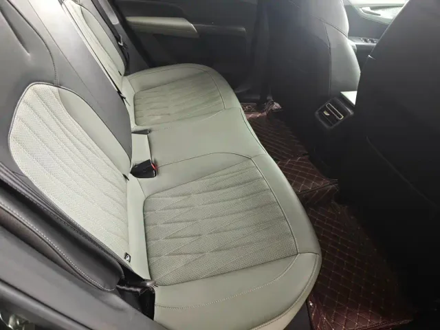 Changan Lamore — Фото автомобиля 12