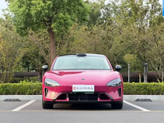 Xiaomi SU7 — Фото автомобиля 2
