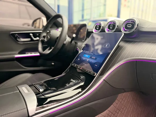 Mercedes-Benz C-Class — Фото автомобиля 25