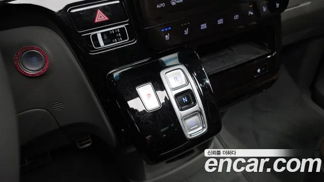 Hyundai Staria Staria — Фото автомобиля 5