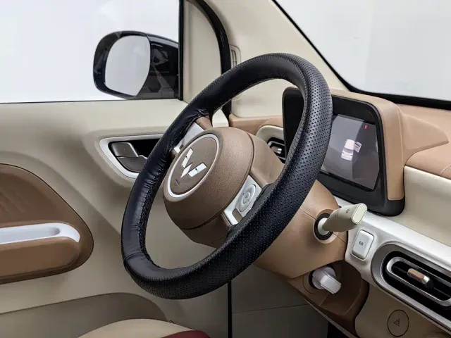 Wuling Hongguang Mini EV — Фото автомобиля 22