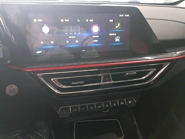 Changan Oushang X5 — Фото автомобиля 12