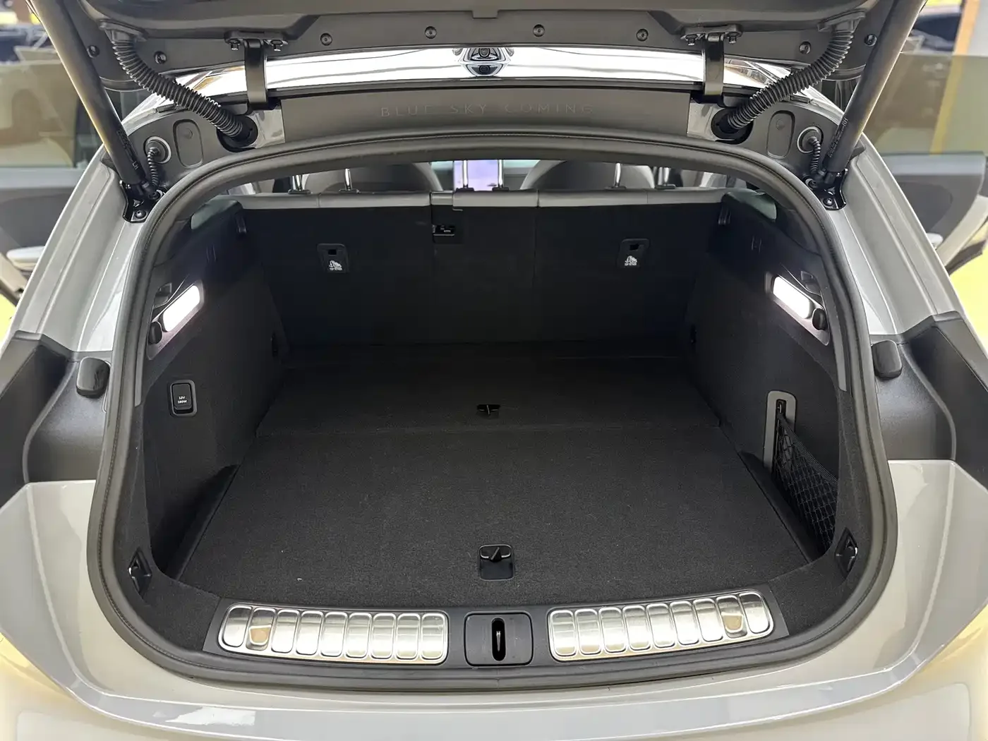 NIO NIO ET5T 2024 75kWh Touring — Фото автомобиля 19
