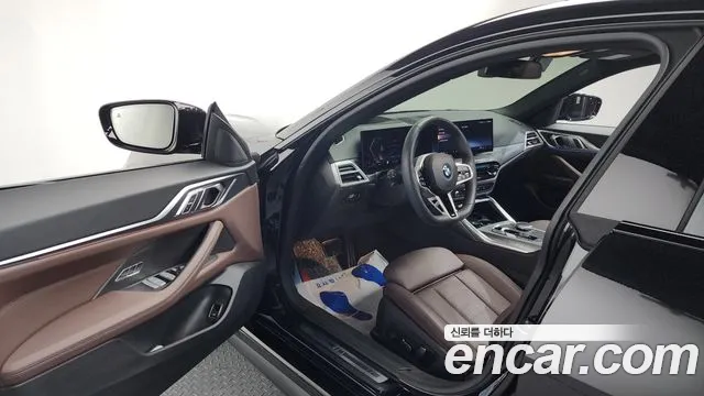 BMW 4-Series 4 серия (G22) 420i M Sport Pro Gran Coupe — Фото автомобиля 10