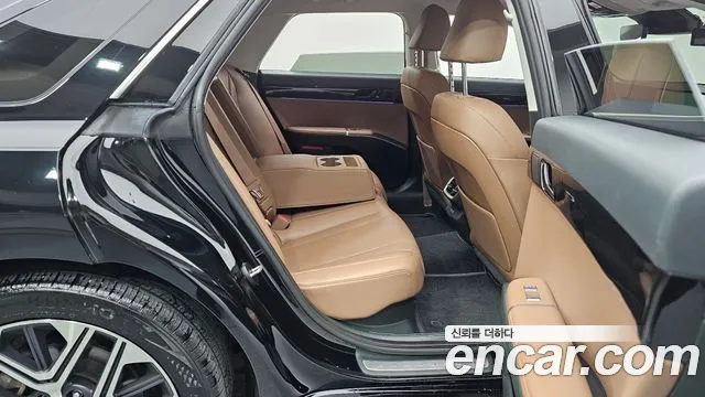 Hyundai Grandeur GN7 — Фото автомобиля 12