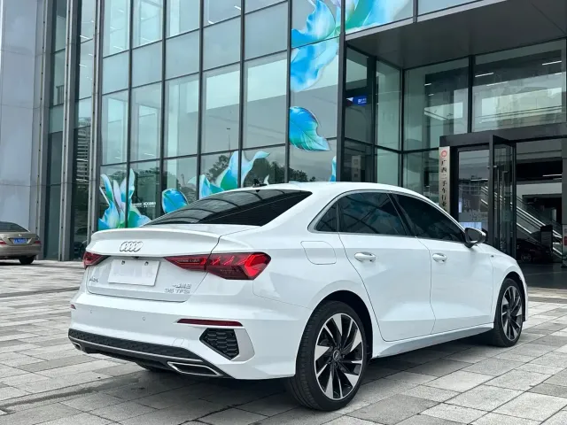 Audi A3 — Фото автомобиля 4