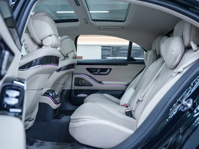 Mercedes-Benz S-Class — Фото автомобиля 10