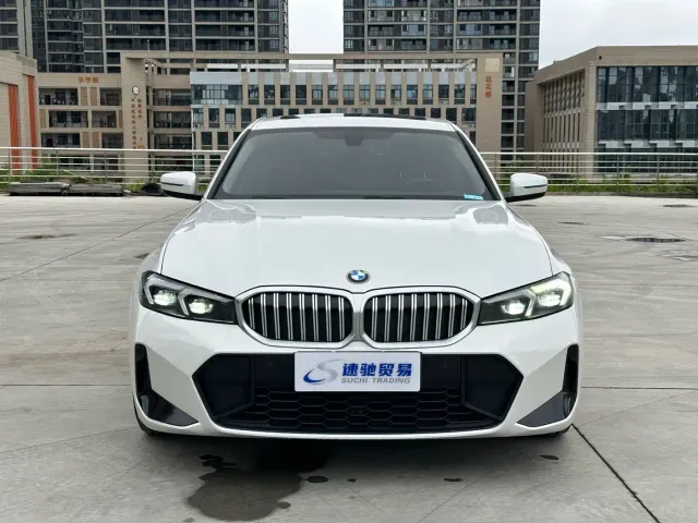 BMW 3 Series — Фото автомобиля 2