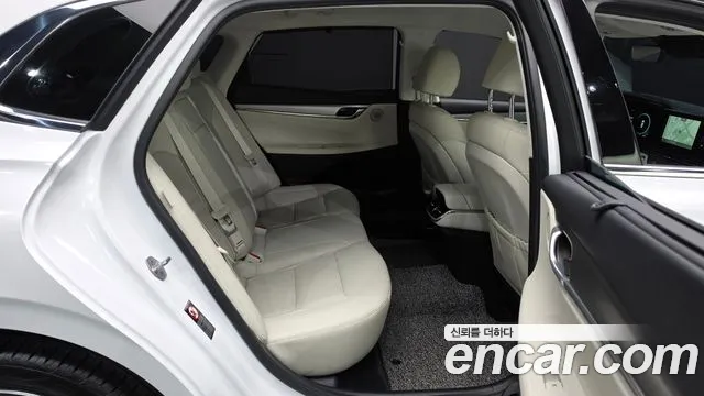 Hyundai Grandeur New — Фото автомобиля 17